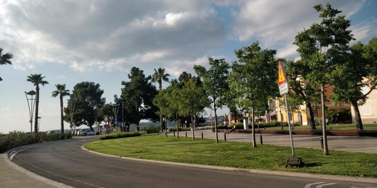 City Center Apartment コペル エクステリア 写真